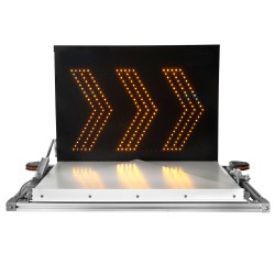 Panou VMS cu multiple indicatoare rutiere variabile - 2 fete - destinat montarii pe partea superioara a masinilor